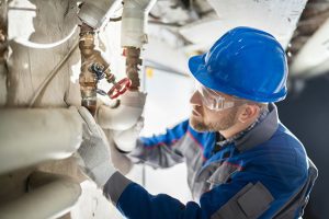 Three Signs You Need Commercial Plumbing Repairs
